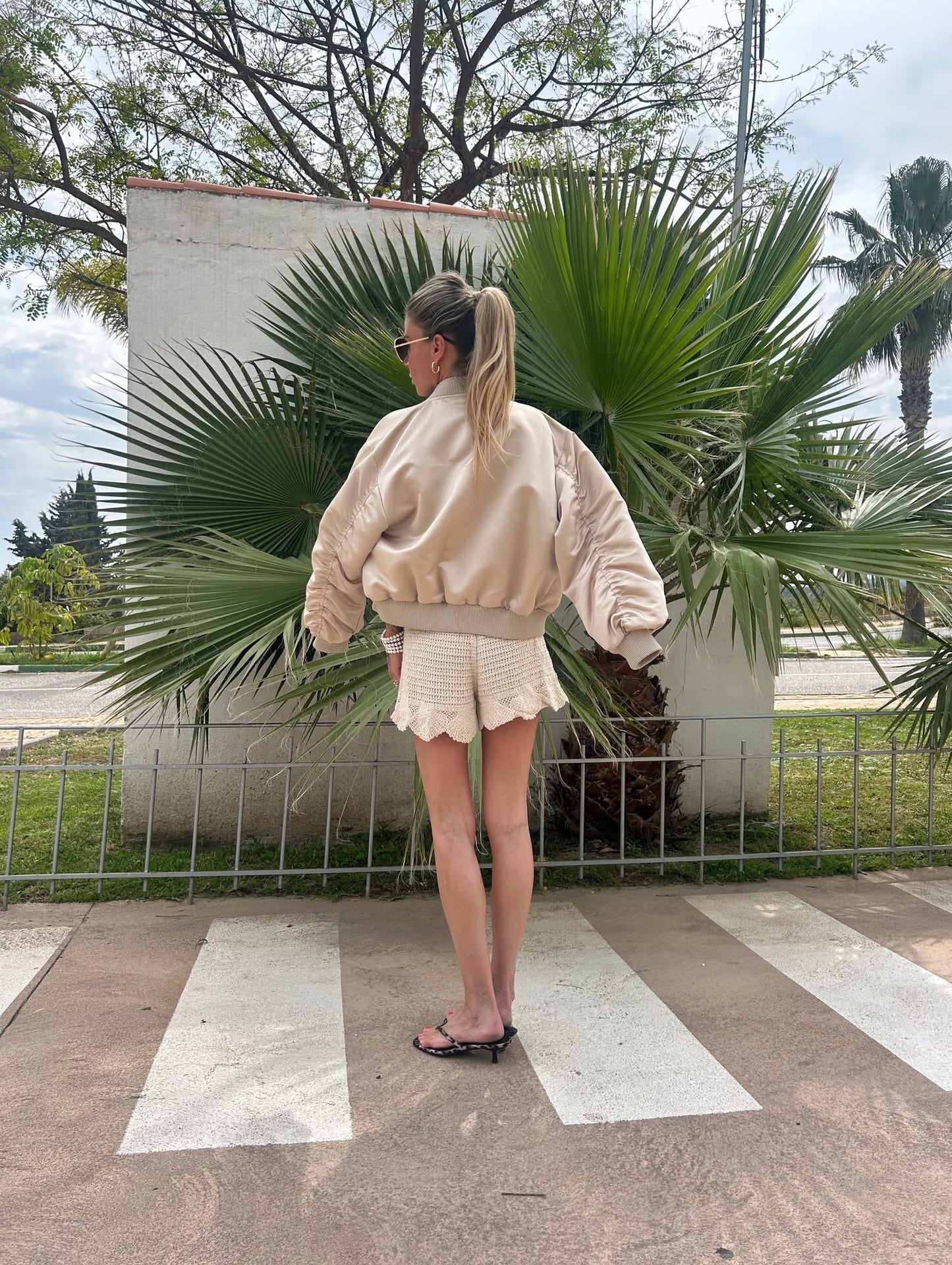 GOLD BOMBER