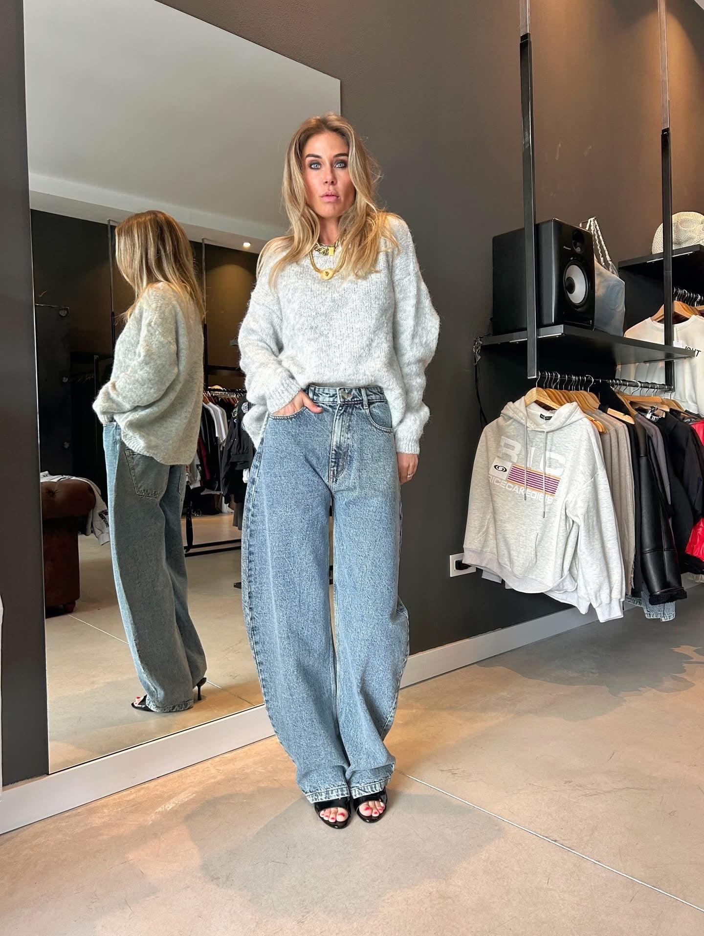 Sweater Em