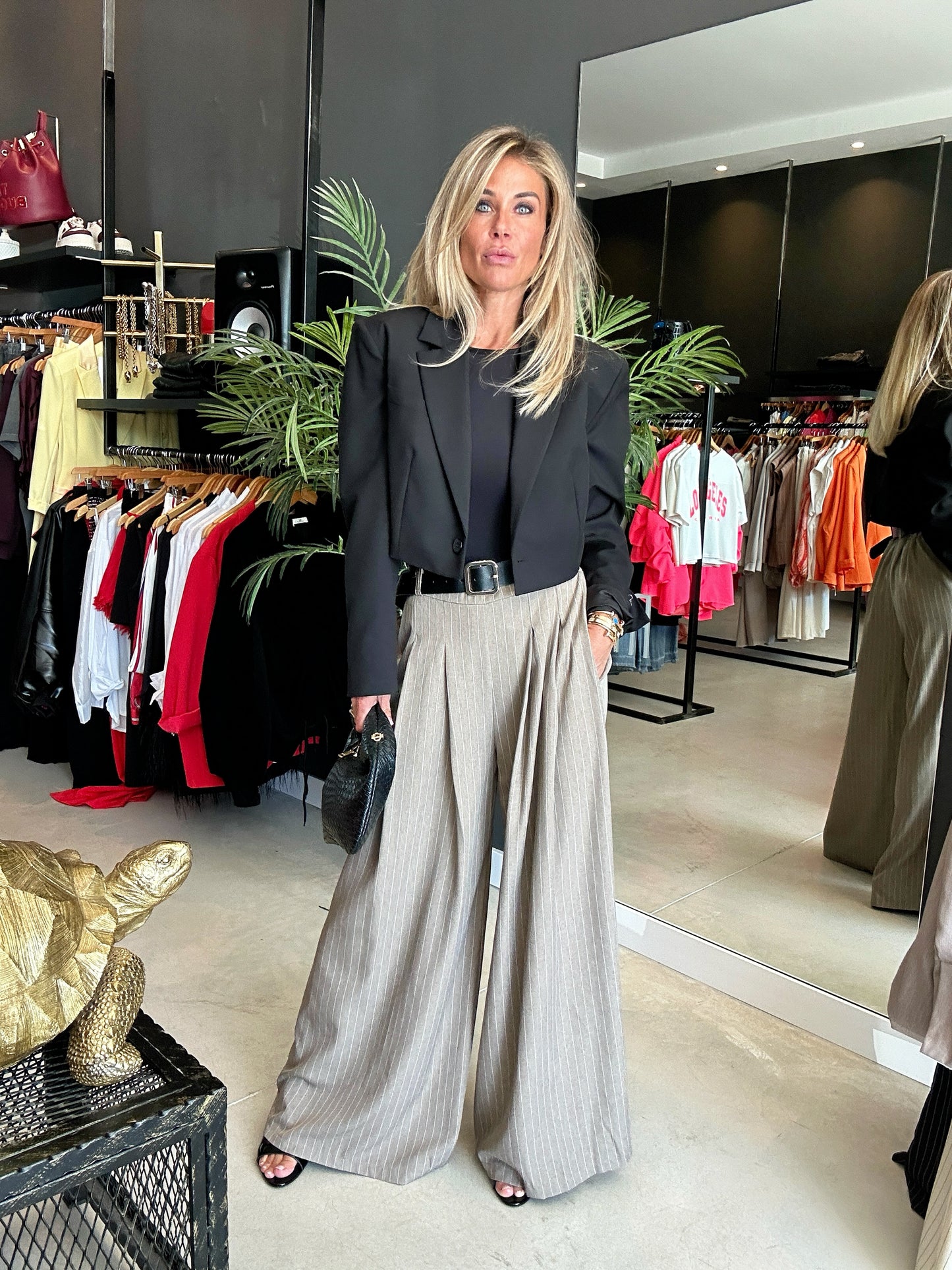 Black oversized blazer