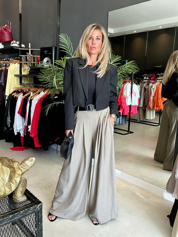 Black oversized blazer