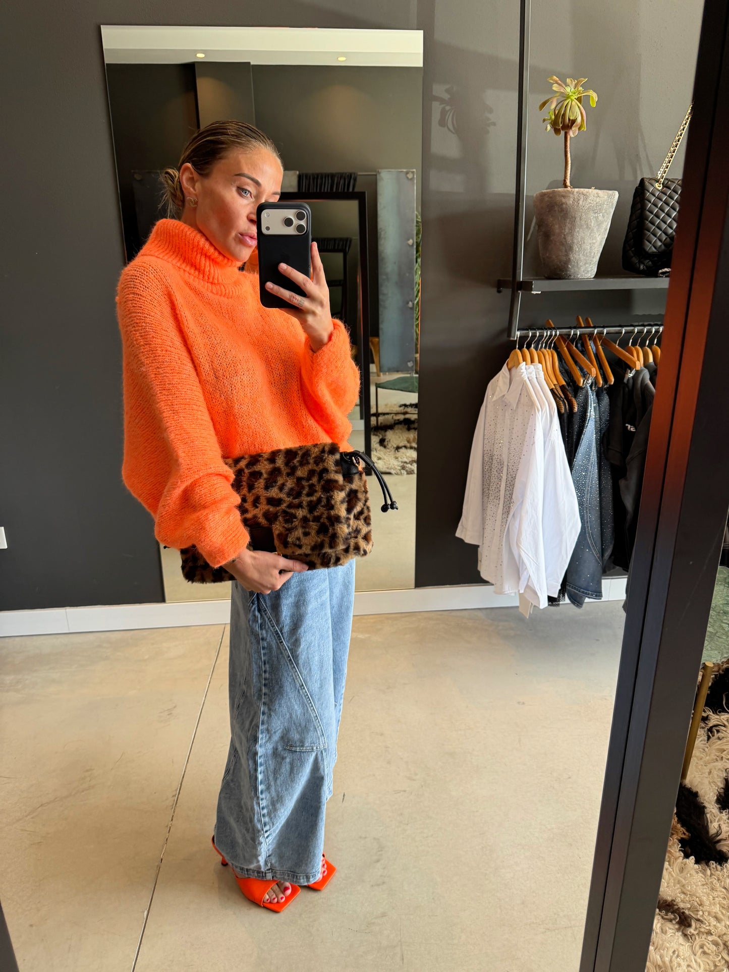 Pull orange