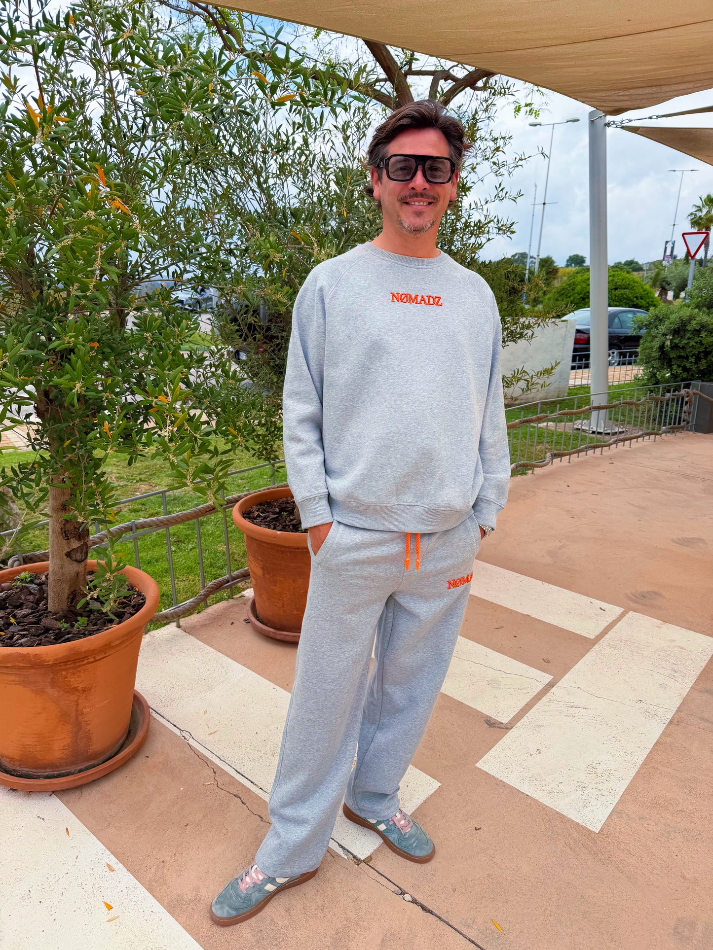 NØMADZ SWEATER UNISEX