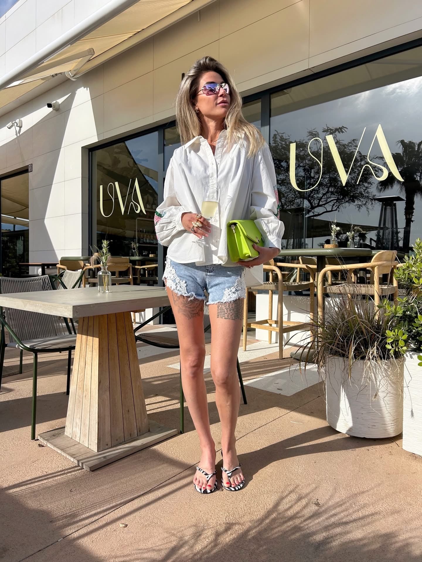 White blouse with details