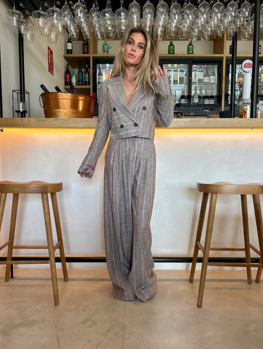 Pants mokka with white stripes