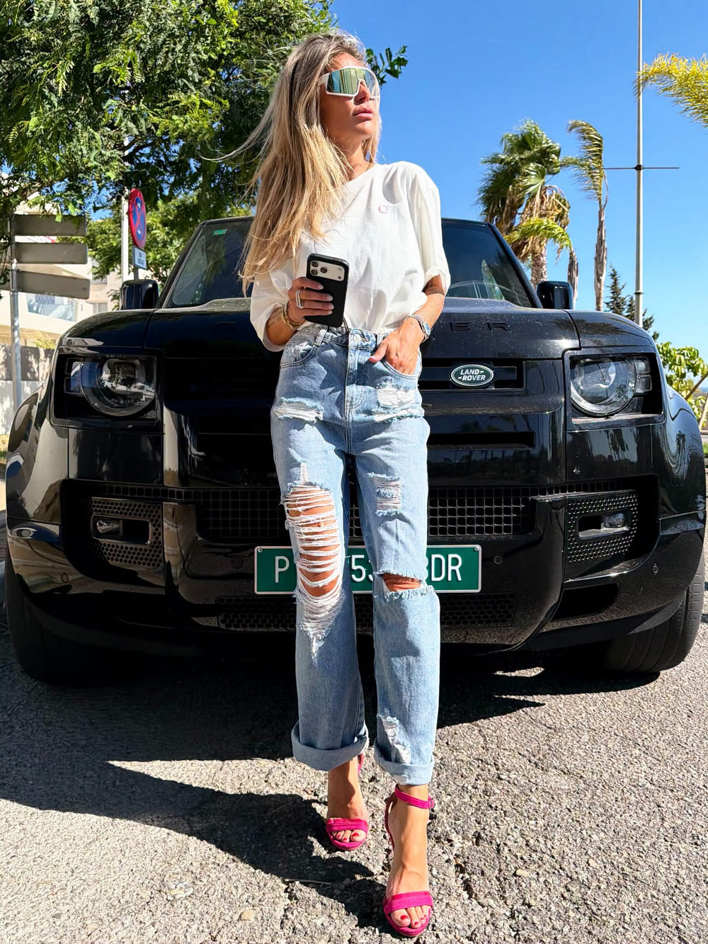 BIANCA - ripped jeans