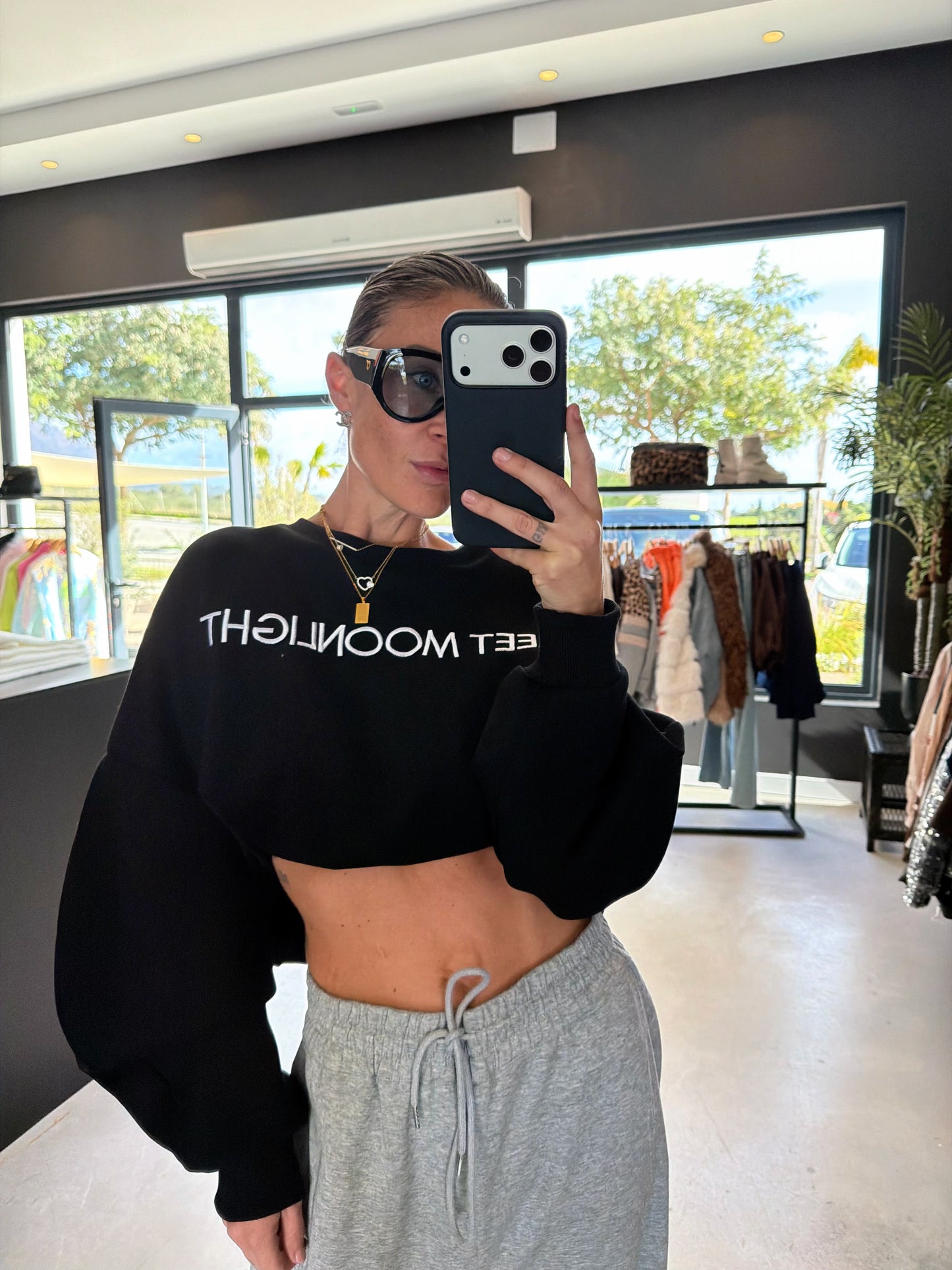 Sweater MEET MOONLIGHT black